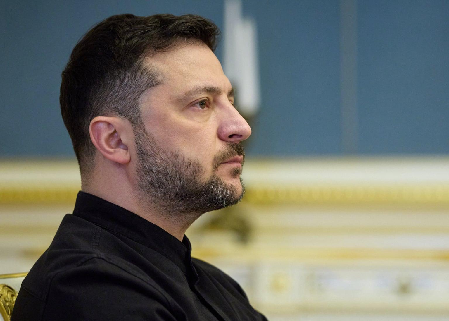 Ukraine Receives Patriots; Russia Attacks; Ukraine Hits Refinery