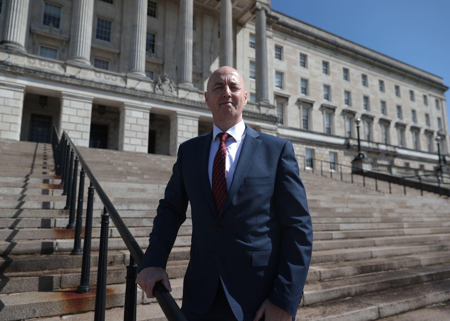 Burrows alleges PSNI removing firearms at Sinn Féin offices