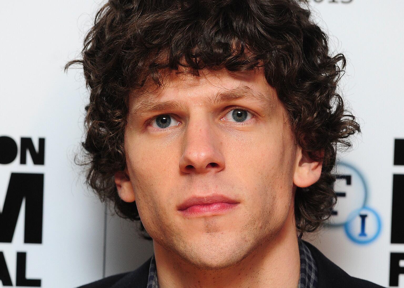 Jesse Eisenberg to Donate Kidney to Stranger