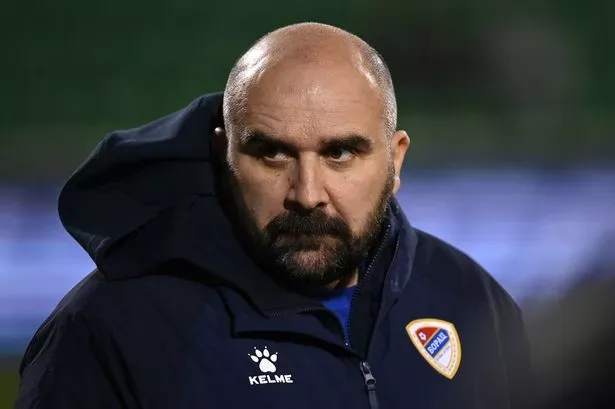 Serbian coach dies after collapse during league match